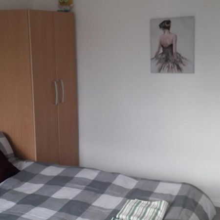 7, Cranehouse Brangbourne Road One Big Double Room Available On Reasonable Price, Shared Flat ロンドン エクステリア 写真